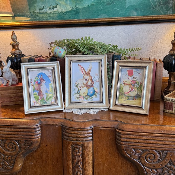 3 Vintage Easter Bunnie Pictures - Picture 14 of 15